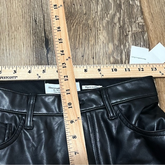 ABERCROMBIE & FITCH Faux Leather Pants Size 6 Black Side Leg Slit New With tags - Picture 5 of 15